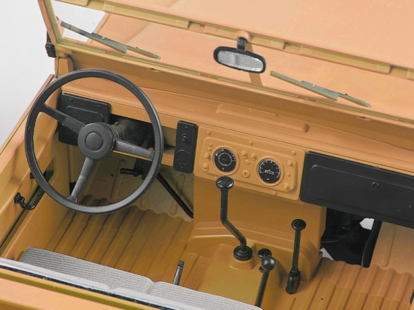 DPFMS11202RTRYL FMS Land Rover Serie II gelb 1:12